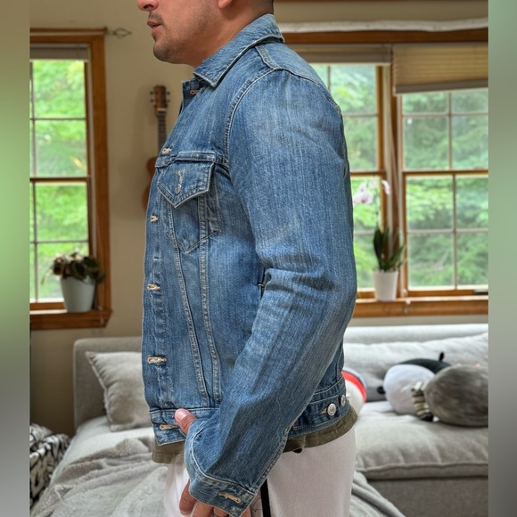 Levi’s Denim Jacket XS mint condition 🔥 - Picture 2 of 8